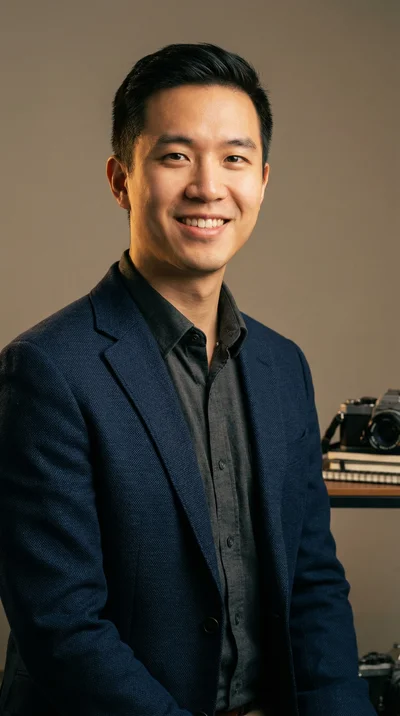 按摩小子首席影评人陈逸飞个人照片